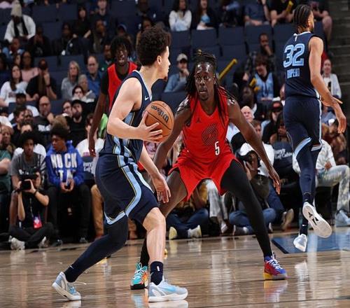 林昀儒逆转,薛飞首轮出,领先,好博体育官网,HaoBo,Sports,足球直播,篮球赛事,体育高清,NBA直播